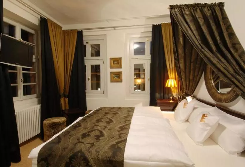 호텔 Zur Goldenen Krone