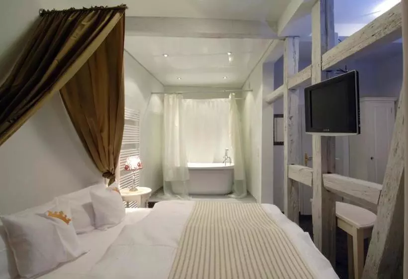 호텔 Zur Goldenen Krone