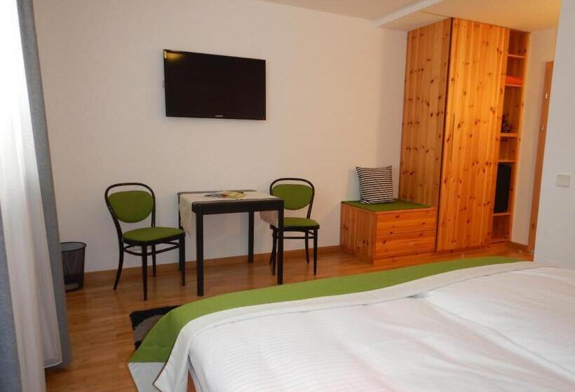 Landhaus Kügler Eppich, Kuep Kg