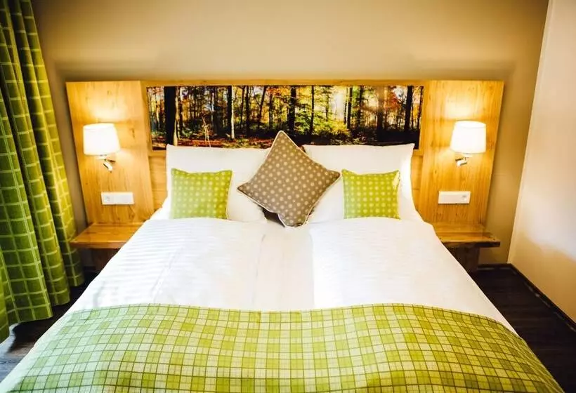 ペンション Der Dorfwirt