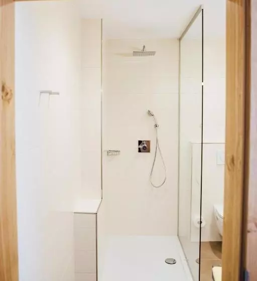 ペンション Der Dorfwirt