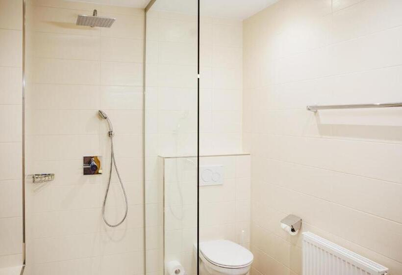 膳宿费 Der Dorfwirt