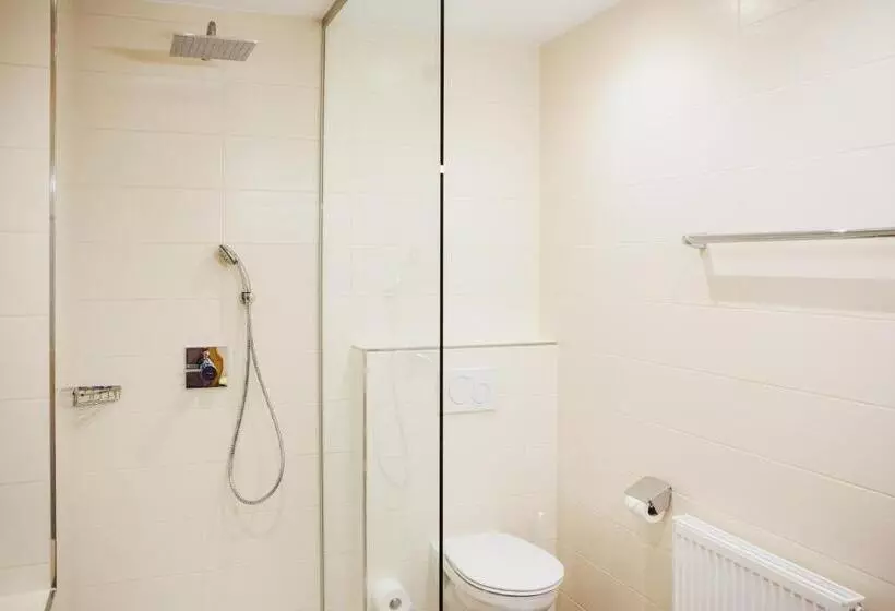 ペンション Der Dorfwirt