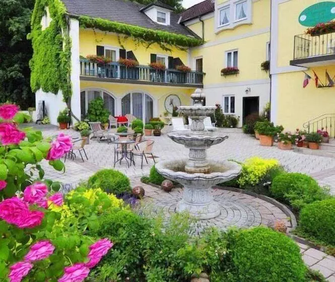Пансион Schlossgasthof
