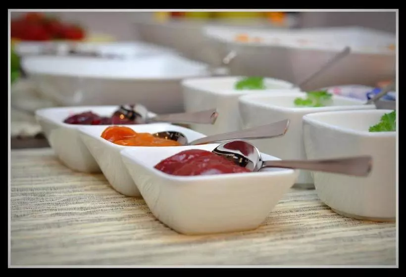 هتل Willa Adriana