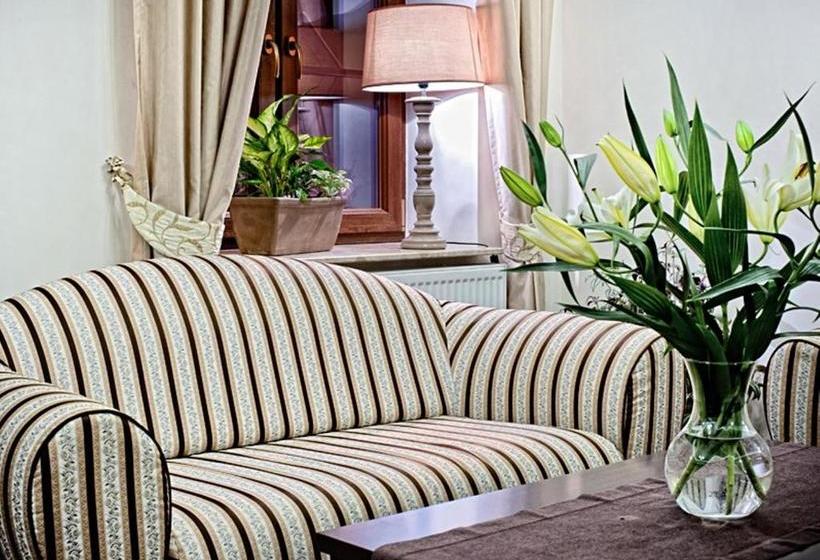 호텔 Willa Adriana