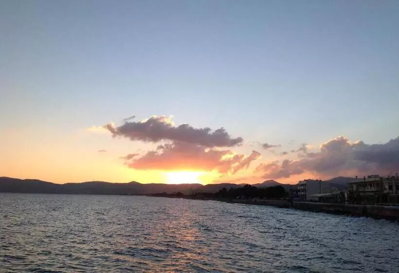 ホテル Argo Papadakis