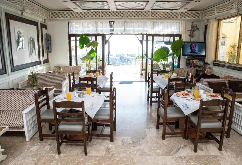 ホテル Argo Papadakis