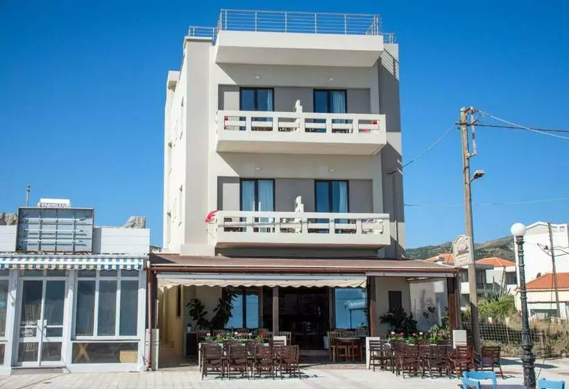 ホテル Argo Papadakis