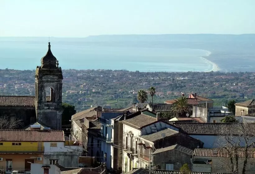 ホテル Furaha Villa Etna Trecastagni