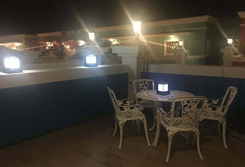 پانسیون Bloom B&b