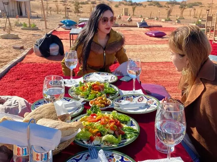 Majatalo The Luxury Erg Safari Camp