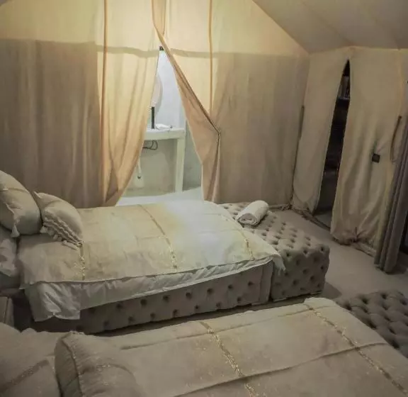 Majatalo The Luxury Erg Safari Camp