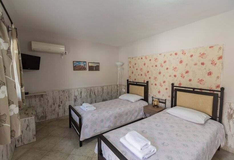 بنسيون Tassos Rooms