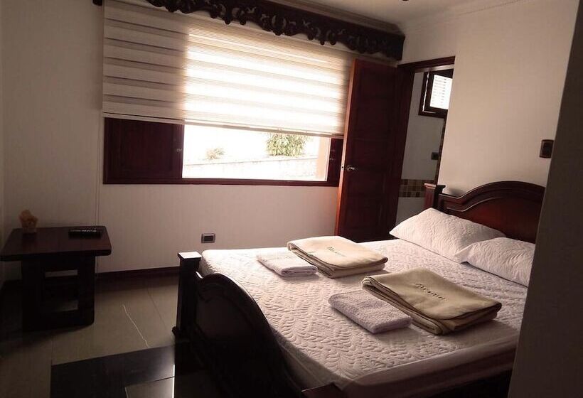 Общежитие Casa Madero