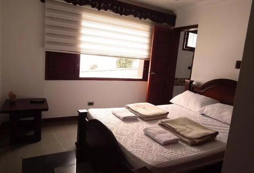 Retkeilymaja Casa Madero