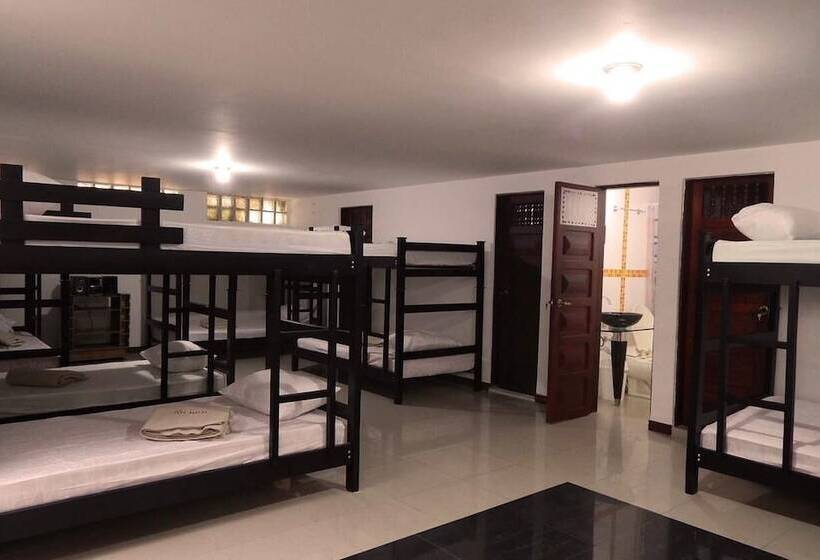 Общежитие Casa Madero