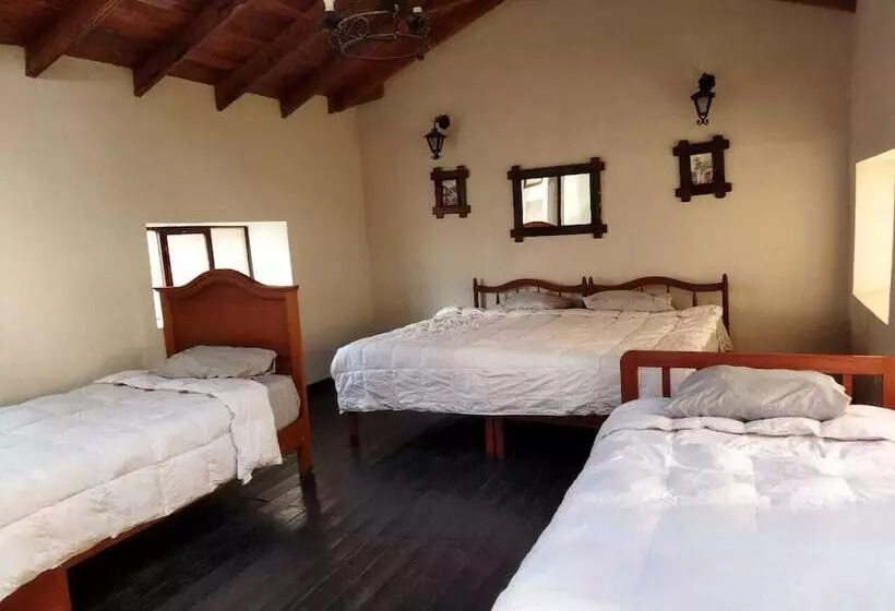هاستل Casita Chimpay