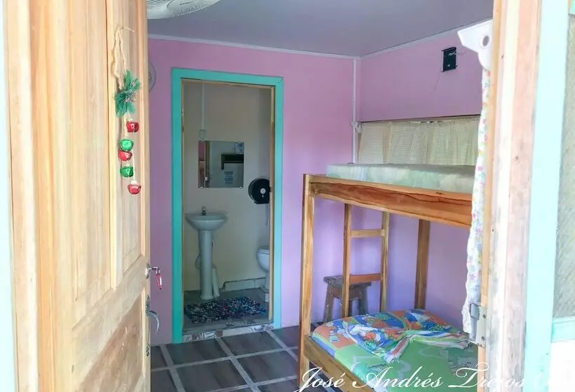 Aamiaismajoitus (B&B) Cabinas Manawada