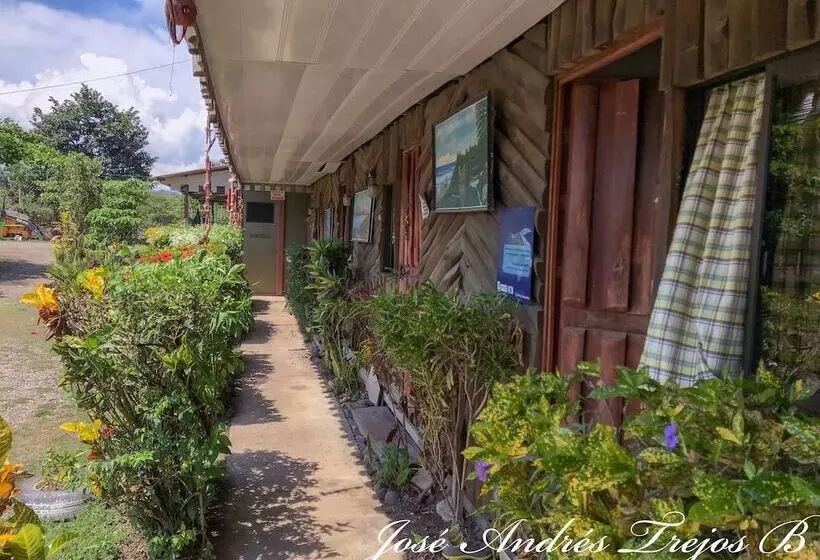 Aamiaismajoitus (B&B) Cabinas Manawada