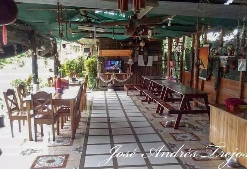 Aamiaismajoitus (B&B) Cabinas Manawada