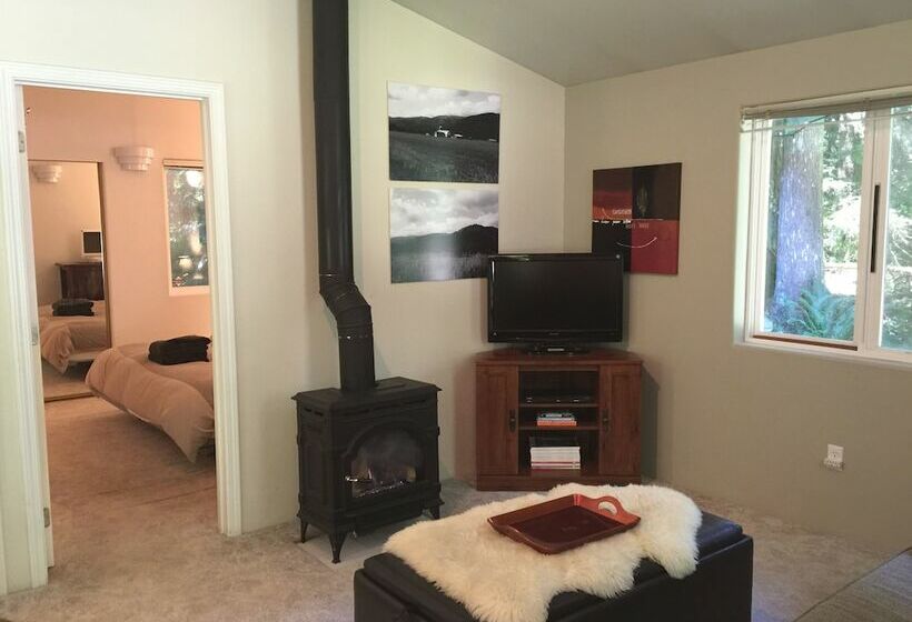 Glacier Springs Cabin #60 The Family Time Cabin!