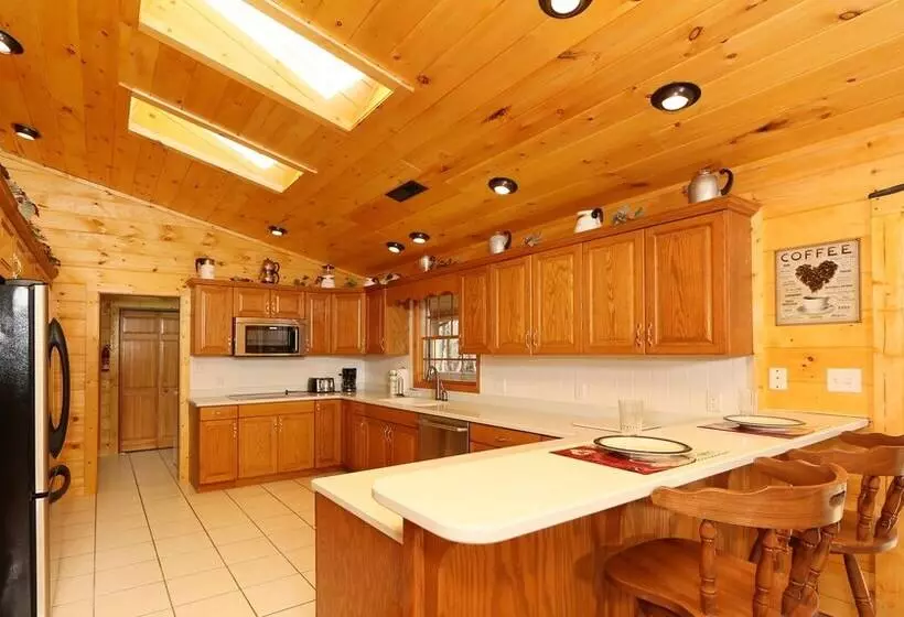 Heavenly Creekside #276