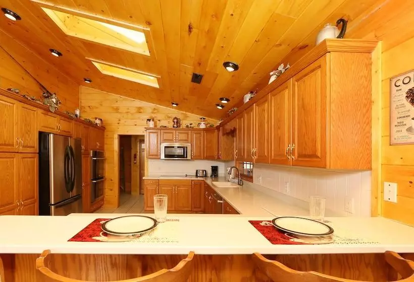 Heavenly Creekside #276