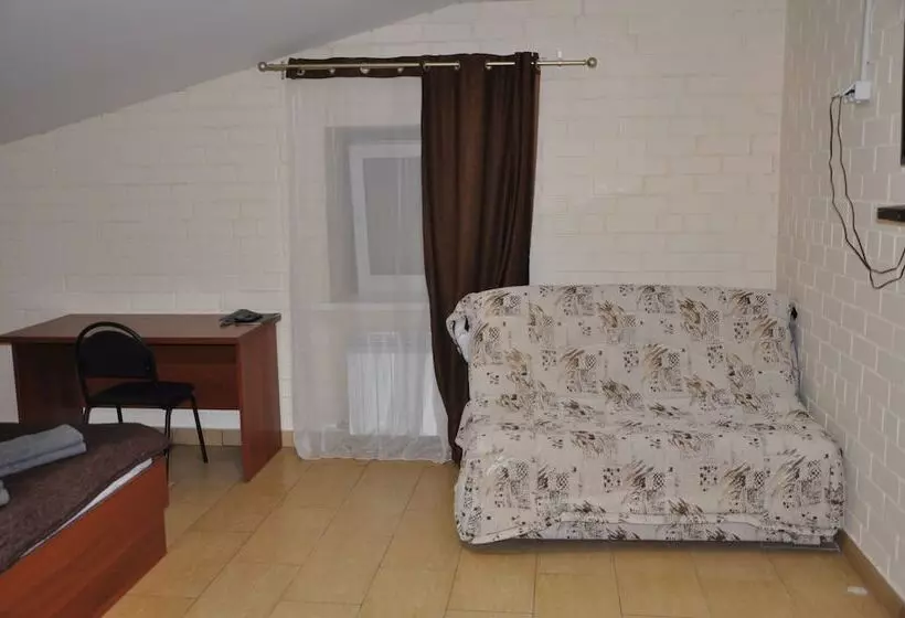 هتل 4 Rooms