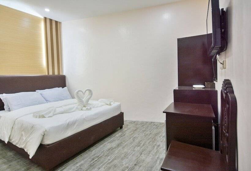 Hotel Emerald Island