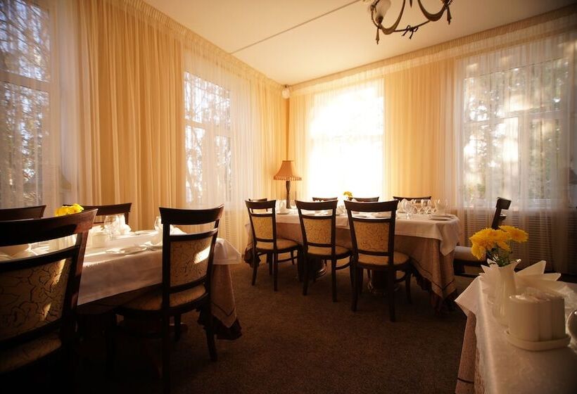 فندق Grand Kavkaz