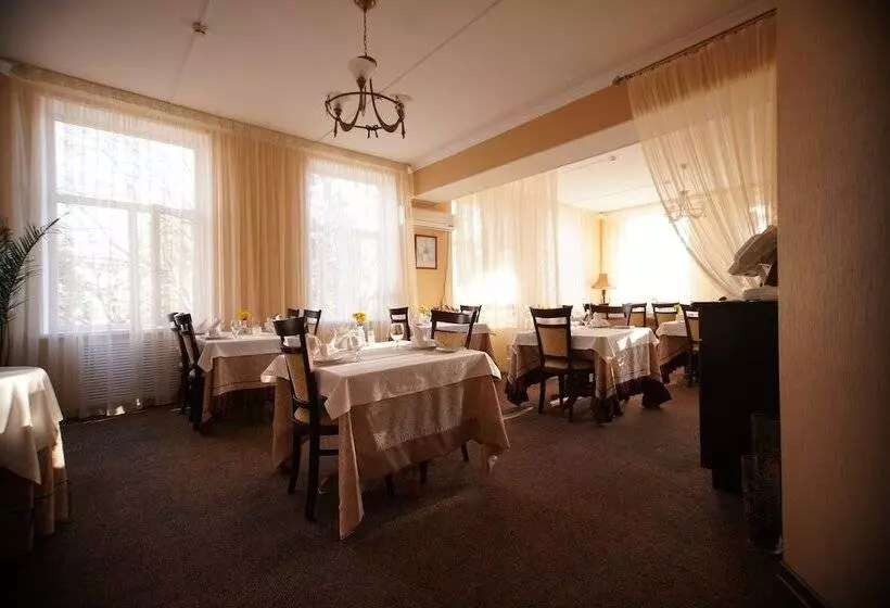 Hotelli Grand Kavkaz