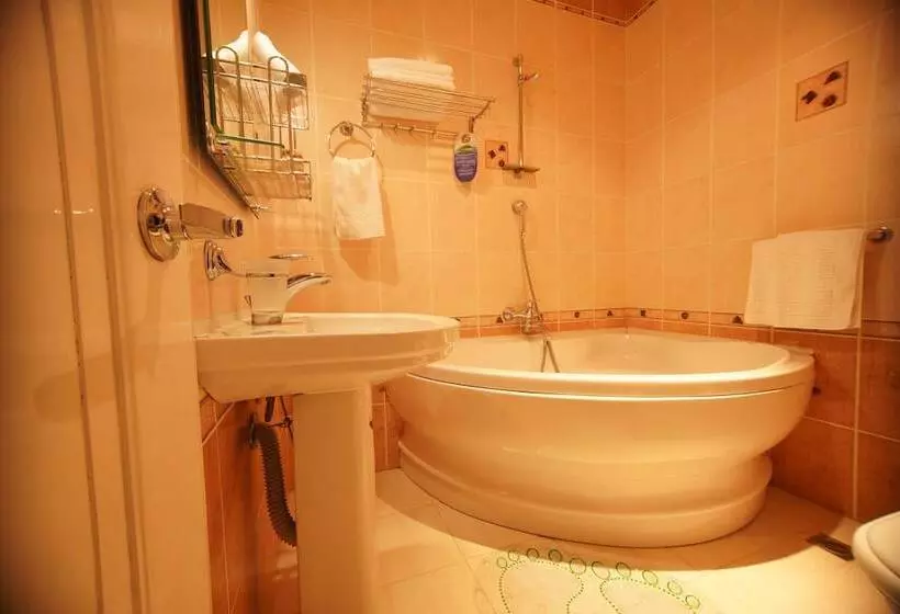 Hotelli Grand Kavkaz