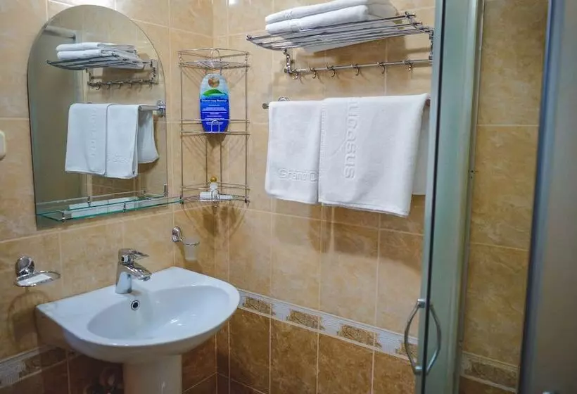 Hotelli Grand Kavkaz