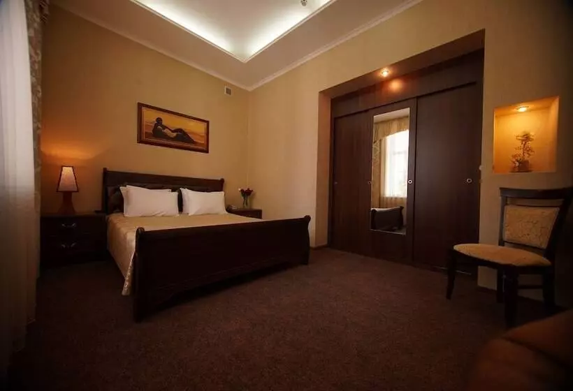 Hotelli Grand Kavkaz