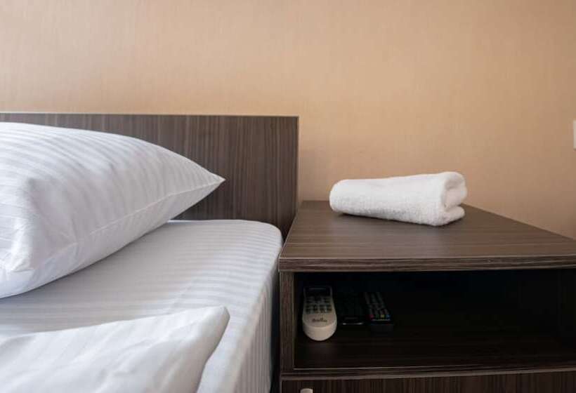 Mini Hotel Live In Rostov