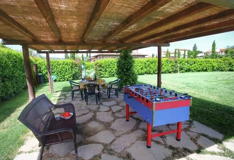 Nice Apartment In Lucignano With Shared Pool
