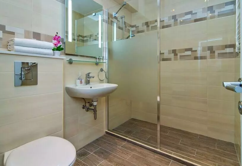 Majatalo Apartment Residence Narona