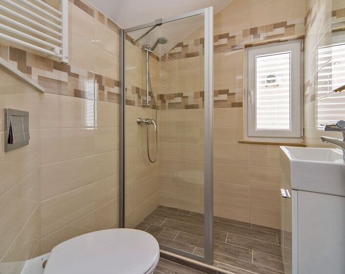 Пансион Apartment Residence Narona