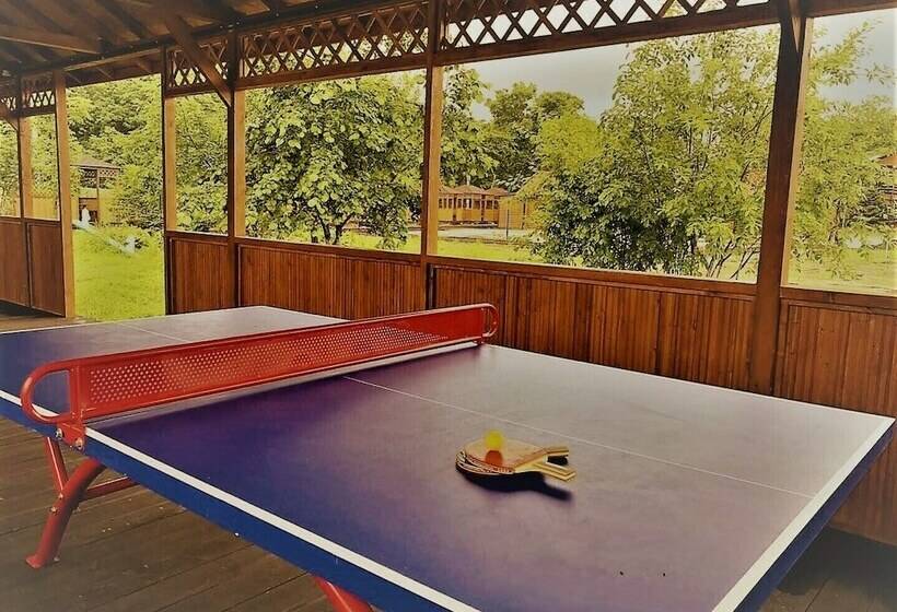 منتجع Alye Parusa