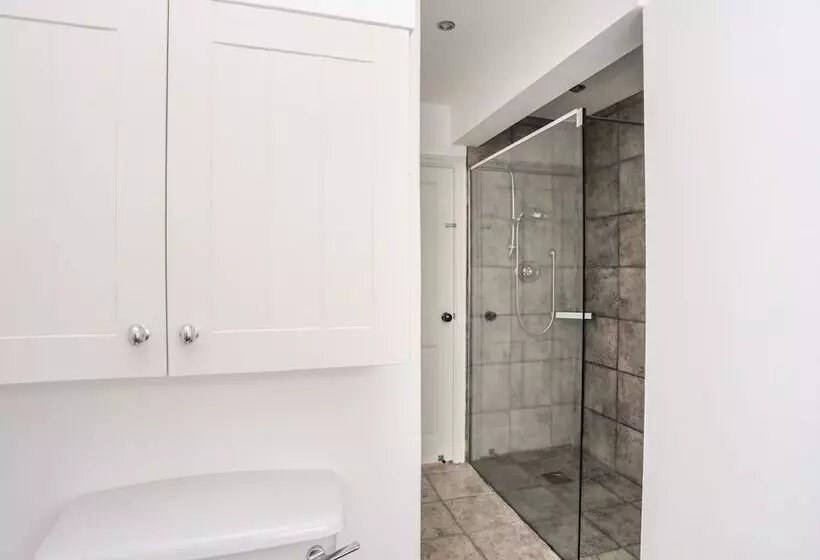 Angorfa   Trearddur Bay