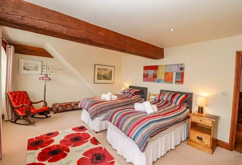 Cartwheels Cottage