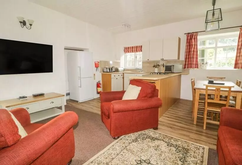 Cottage 3