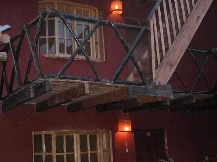 فندق Hospedaje Los Jardines