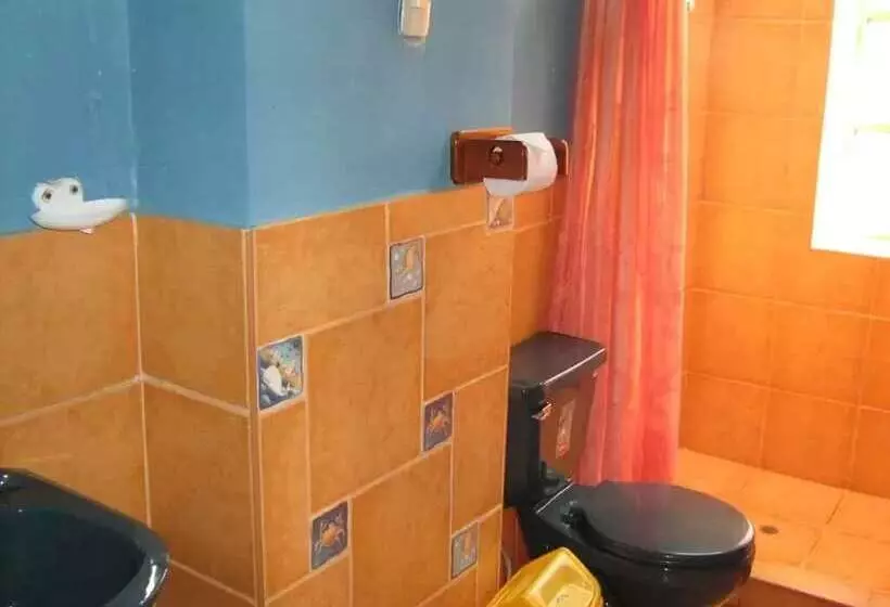 هتل Hospedaje Los Jardines