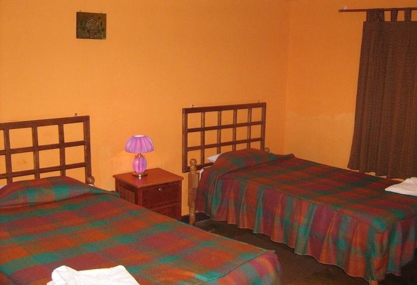 فندق Hospedaje Los Jardines