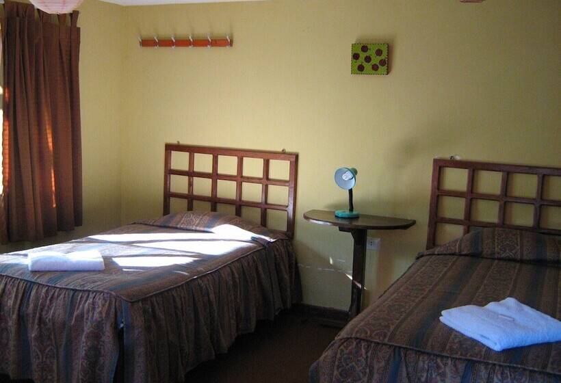 فندق Hospedaje Los Jardines