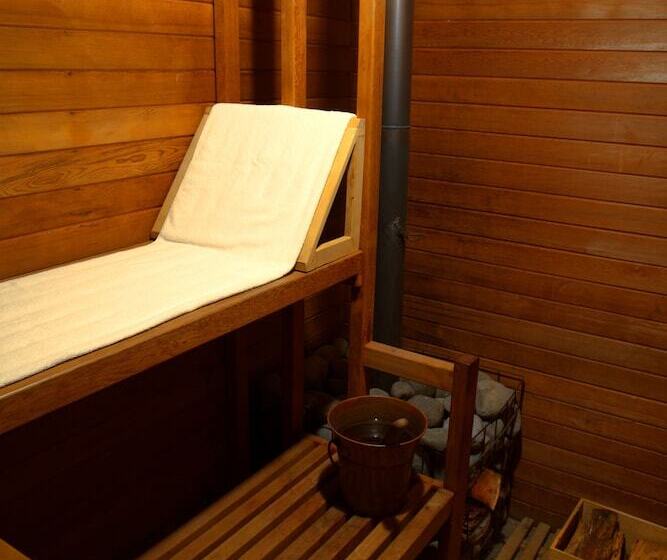 هتل Yan Kee Way Lodge