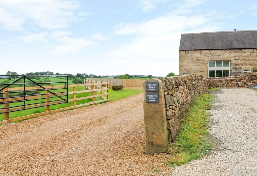 Parlour Barn
