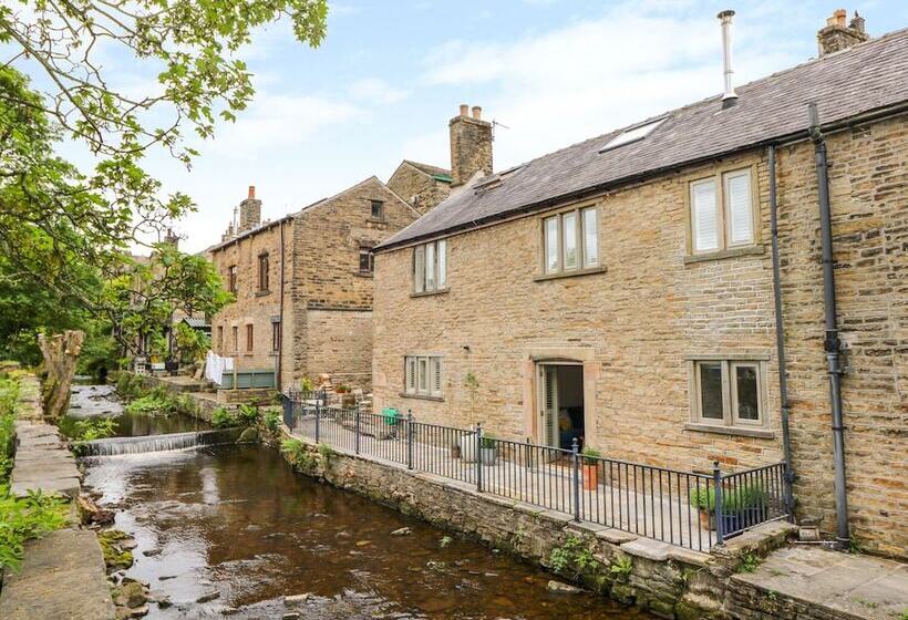 River Cottage Hayfield